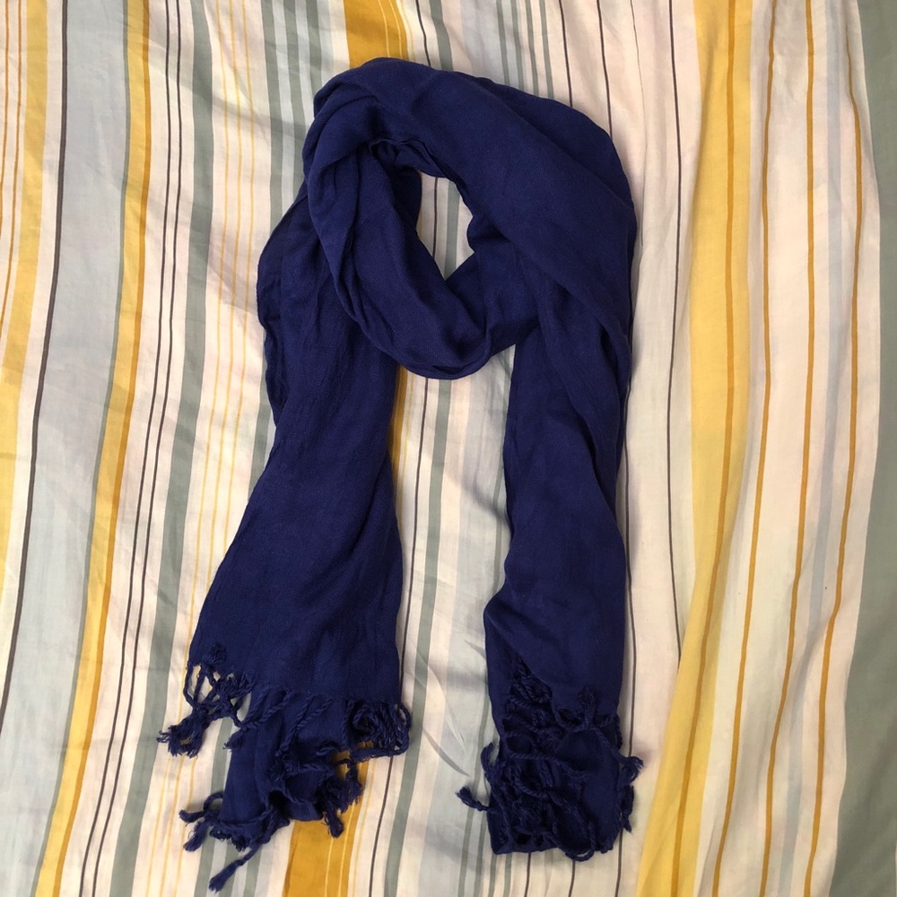 American Eagle Tassel Scarf - Royal Blue